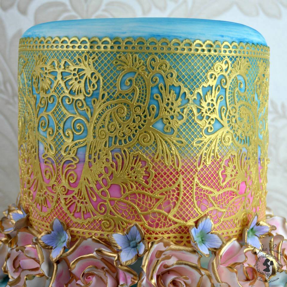 Claire Bowman Cake Lace Mat Oriental Blossom & Birds